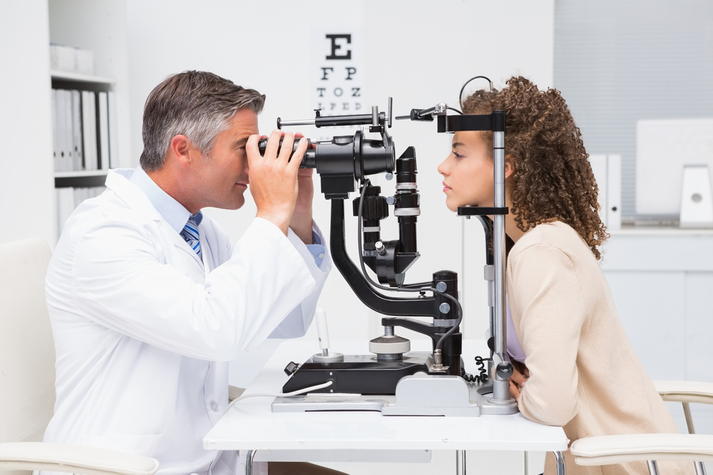 Talk to Your Local Pharmacist for Advice to Prevent Cataracts