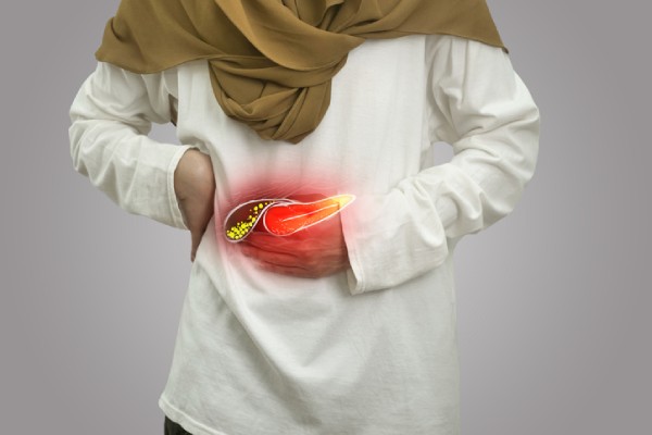 Talk to your local PharmaChoice pharmacist today to learn about the symptoms or gallbladder pain.