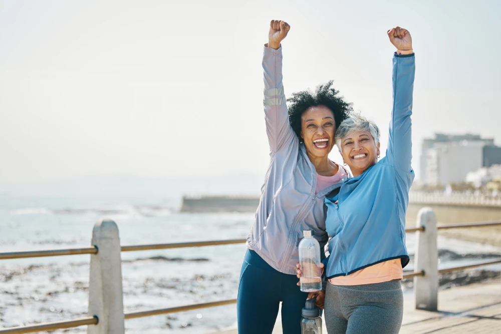 Learn healthy lifestyle tips to combat kidney stones by talking to your family pharmacist.
