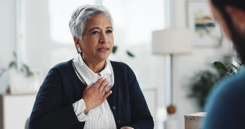 woman talking to a doctor about lung health